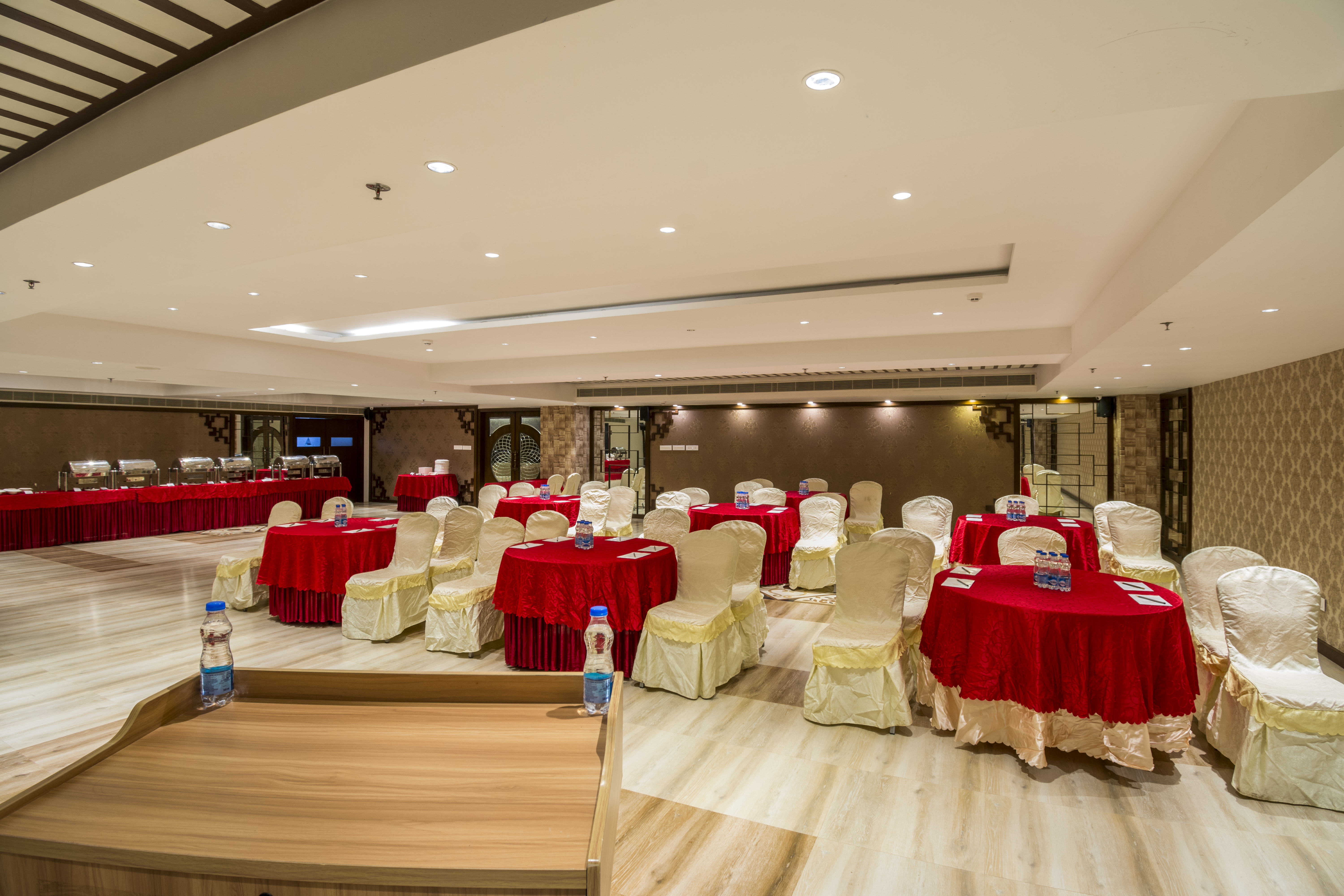 Hall2