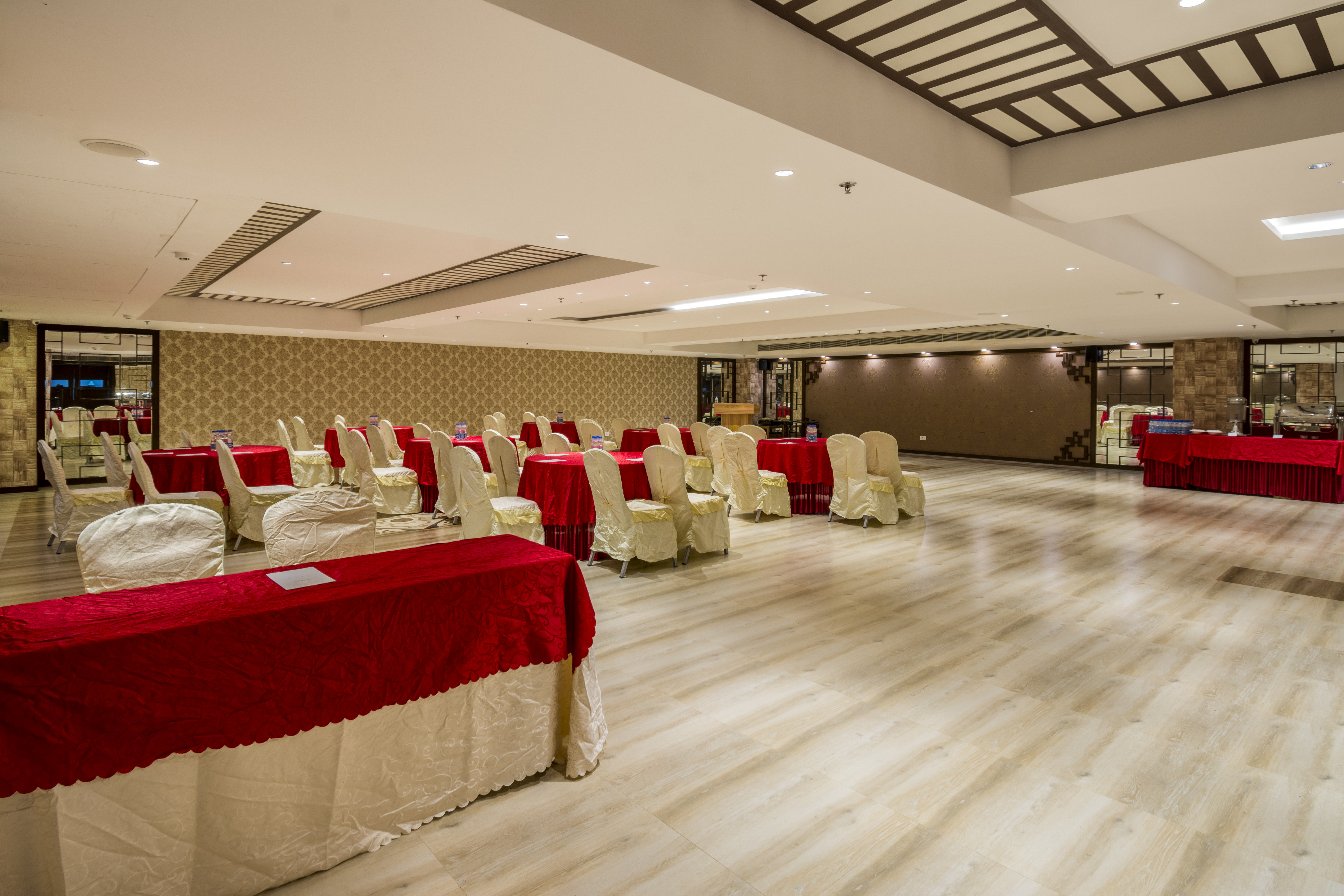 Hall6